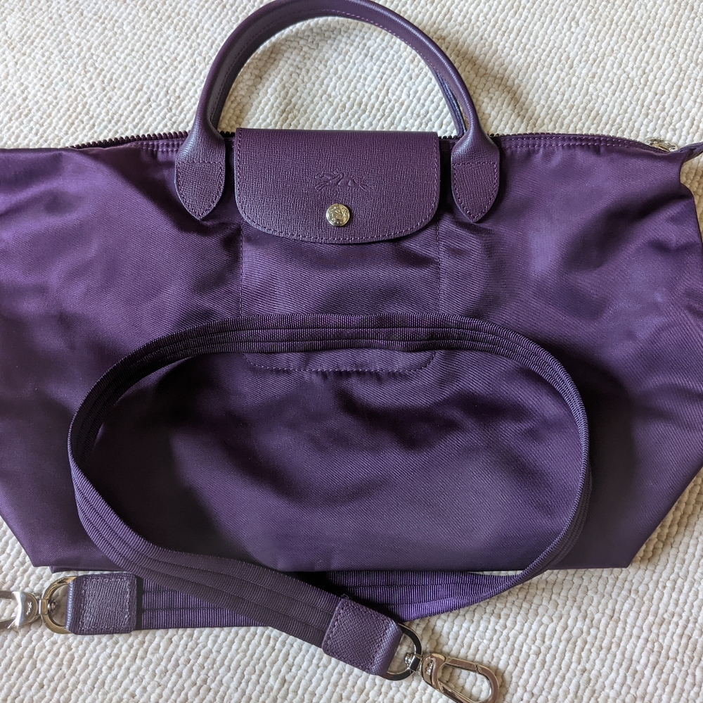 Longchamp le pliage neo in Bilberry